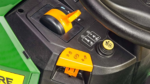 Tondeuse autoportée JOHN DEERE x167 – Image 9