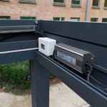Pergola Bioclimatique Aluminium H2 Adossée Lames Orientables Parallèles Électrique (Moteur Vérin Télécommande) Sur Mesure À Chaque Poteau (Recommandé – Image 6