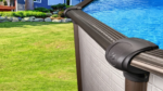 Piscine hors terre ronde Melenia de 12 pi x 54 po – Dotée de margelles supérieures couleur bronze métallisé – Image 8